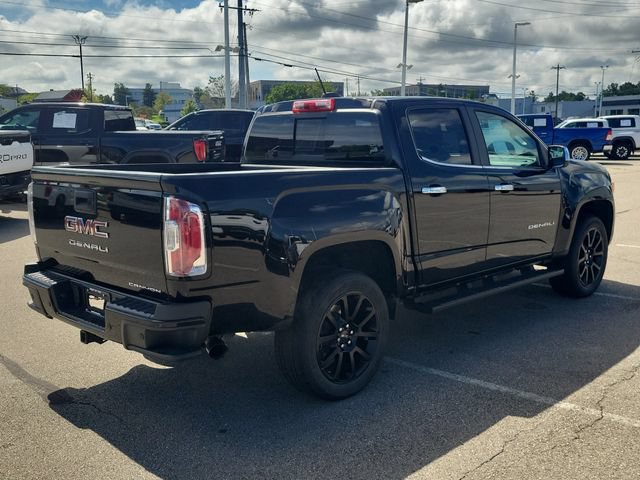 Used 2022 GMC Canyon Denali w/ Denali Black Edition Package AWD/4WD image 3