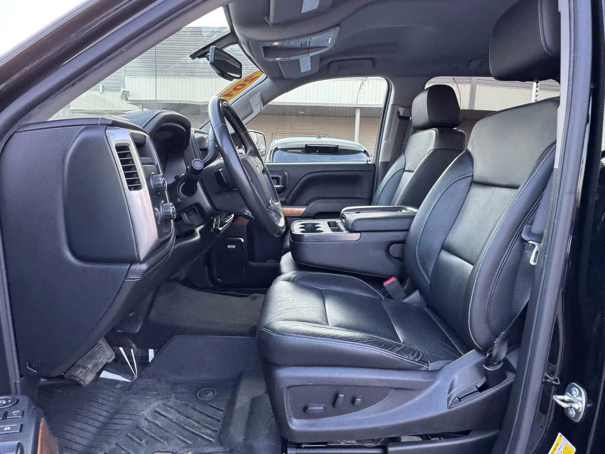 Used 2018 Chevrolet Silverado 1500 LTZ w/ Sport Package image 9