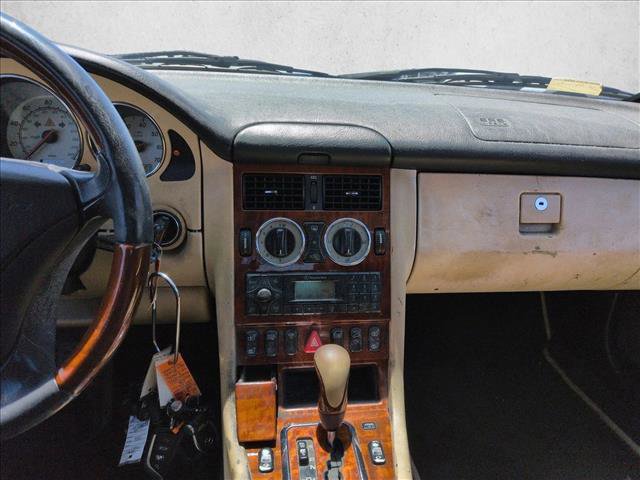 Used 2001 Mercedes-Benz SLK 320 image 12