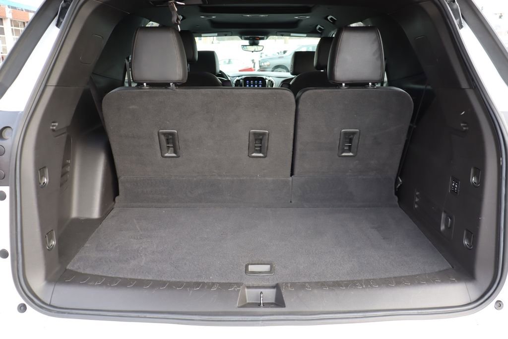 Used 2022 Chevrolet Traverse High Country image 41