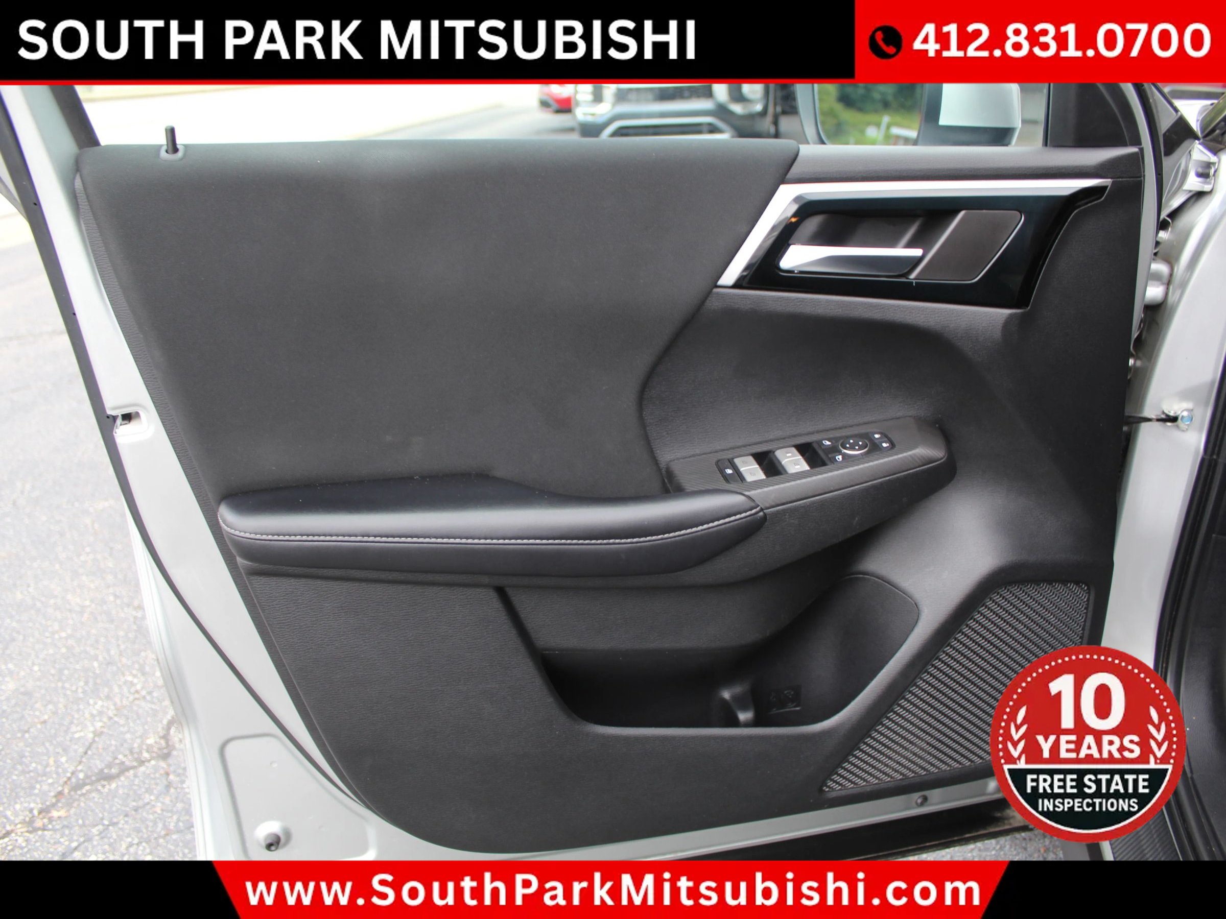 Used 2022 Mitsubishi Outlander ES AWD/4WD image 13