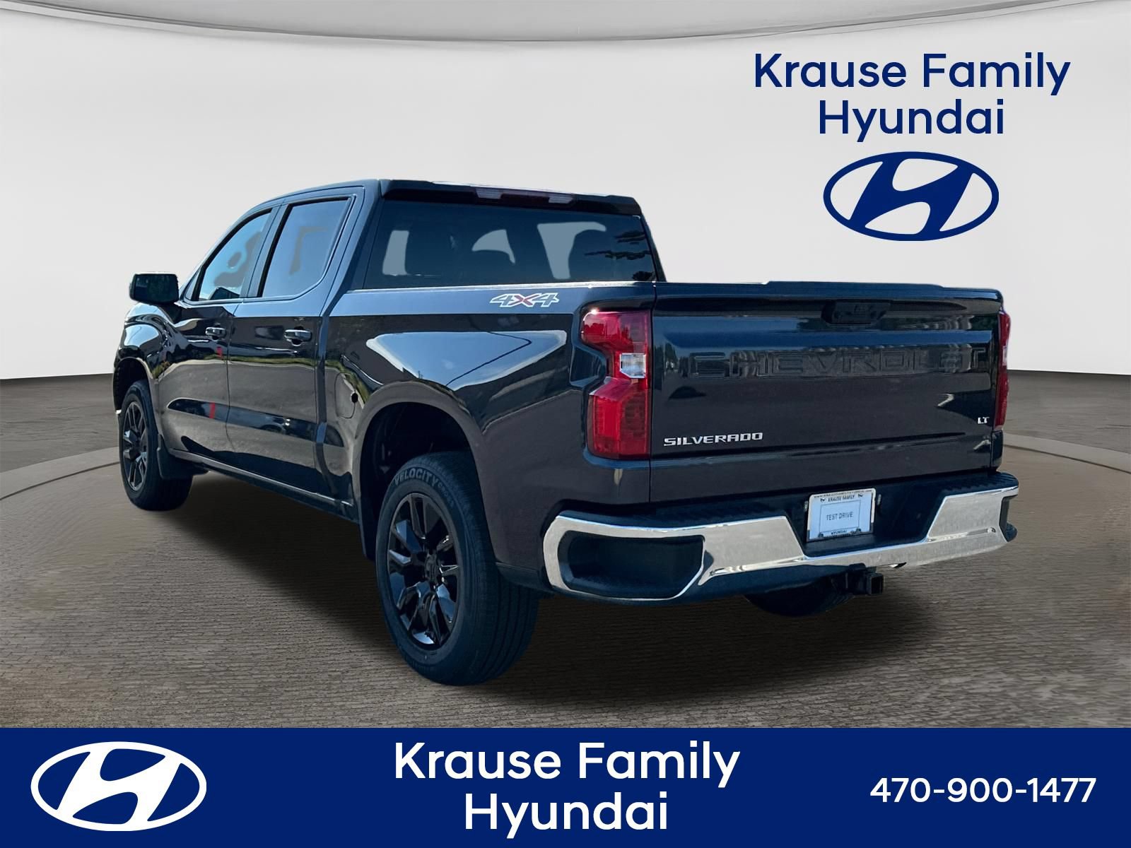 Used 2023 Chevrolet Silverado 1500 LT AWD/4WD image 6