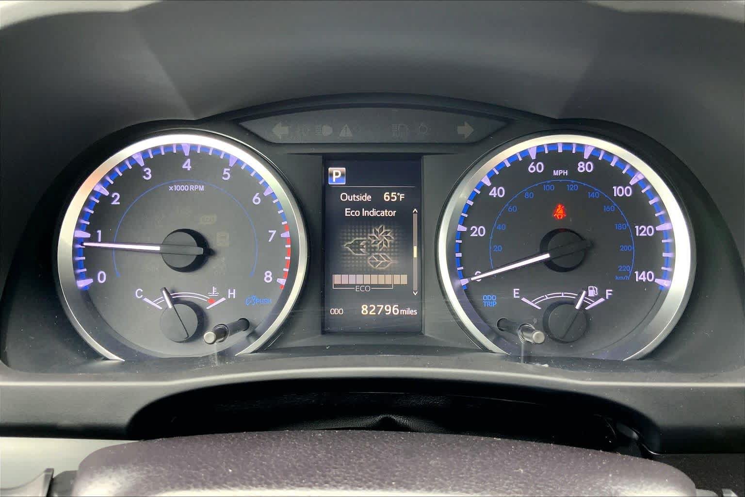 Used 2019 Toyota Highlander LE AWD/4WD image 26