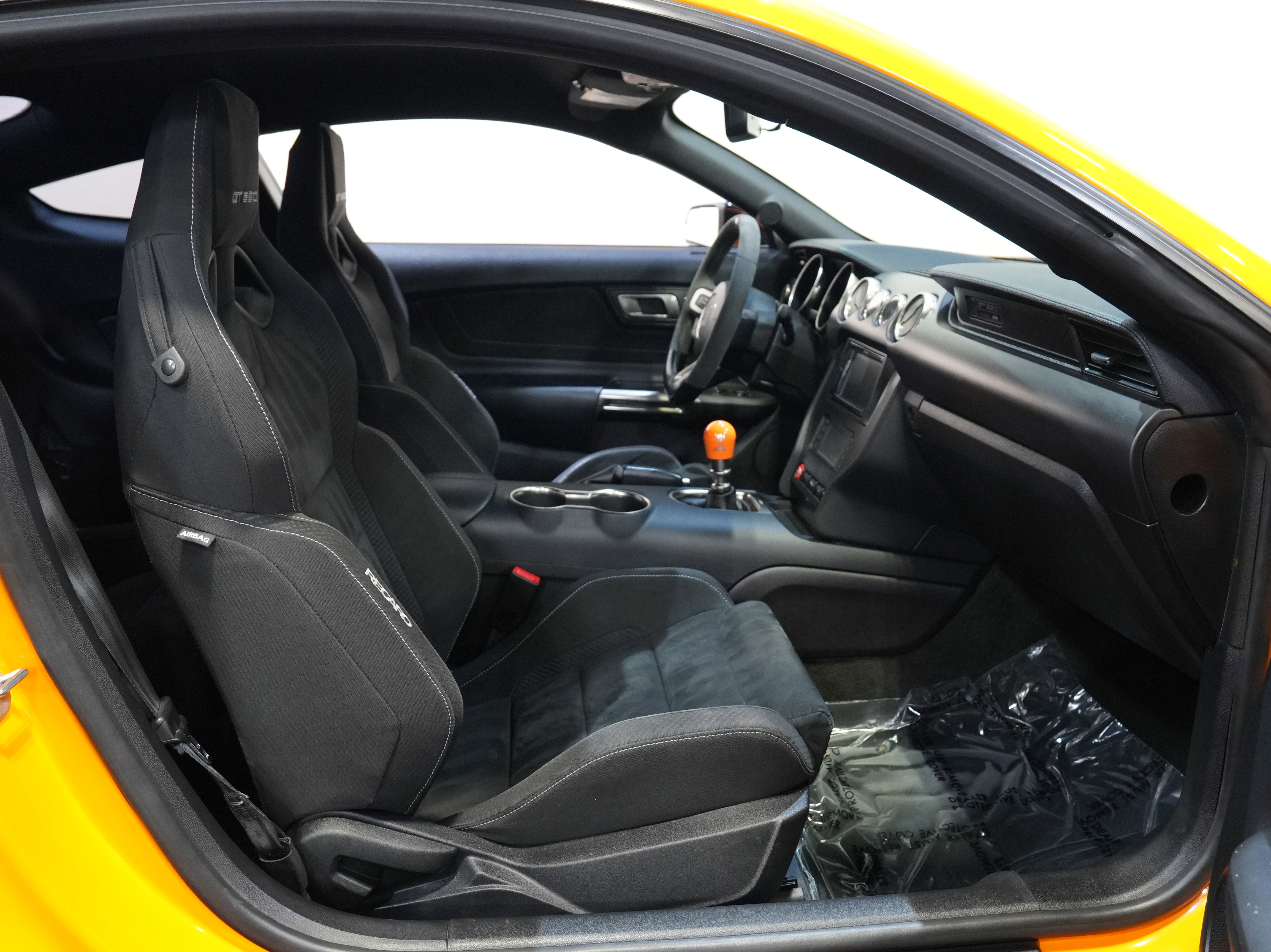 Used 2018 Ford Mustang Shelby GT350 image 31