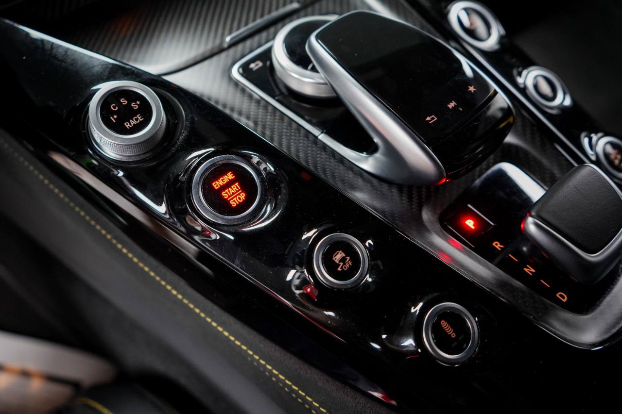Used 2018 Mercedes-Benz AMG GT R image 23