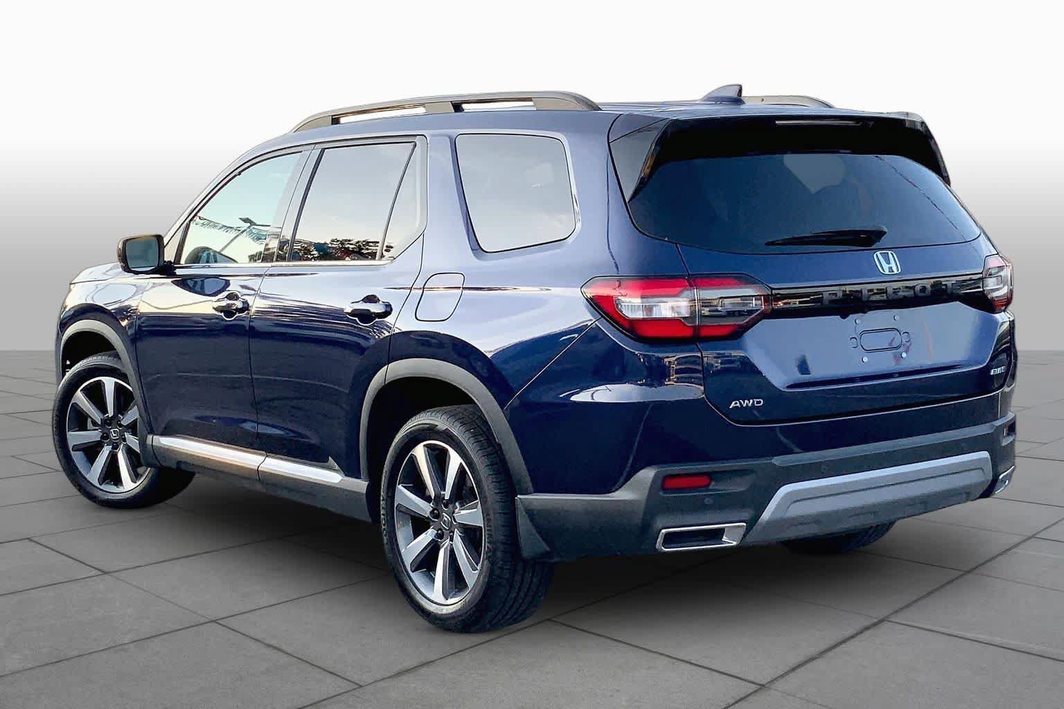 Used 2023 Honda Pilot Elite image 12