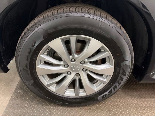 Used 2016 INFINITI QX80 Limited w/ All Season Package image 40