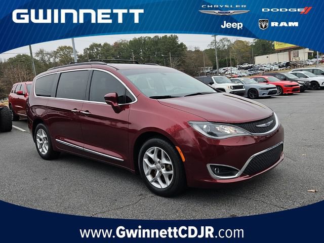 Used 2017 Chrysler Pacifica Touring-L w/ Tire & Wheel Group