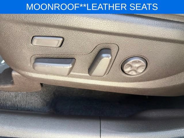 Used 2020 Hyundai Santa Fe Limited AWD/4WD image 24