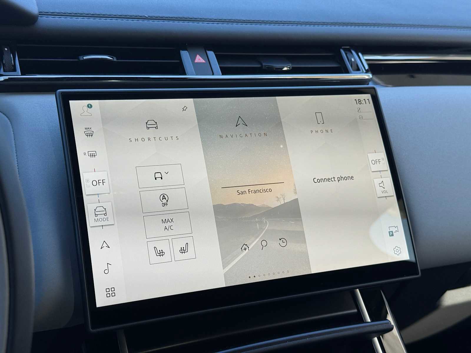 New 2026 Land Rover Range Rover Velar Dynamic SE image 25
