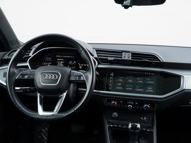 Used 2020 Audi Q3 2.0T Prestige w/ Prestige Package image 22