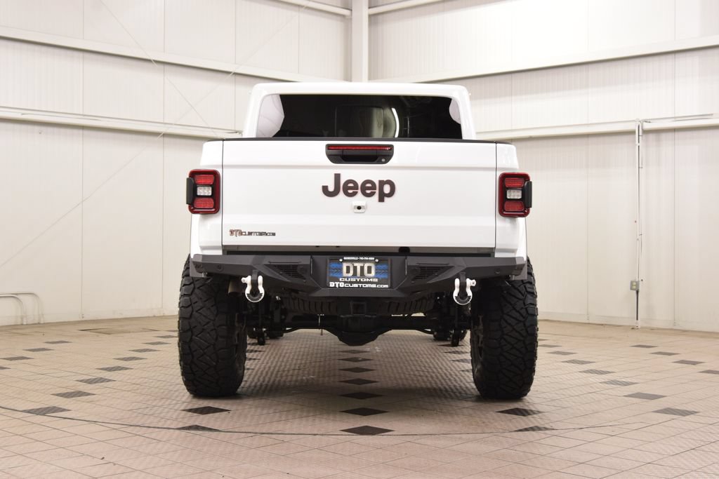 Used 2025 Jeep Gladiator Mojave AWD/4WD image 7