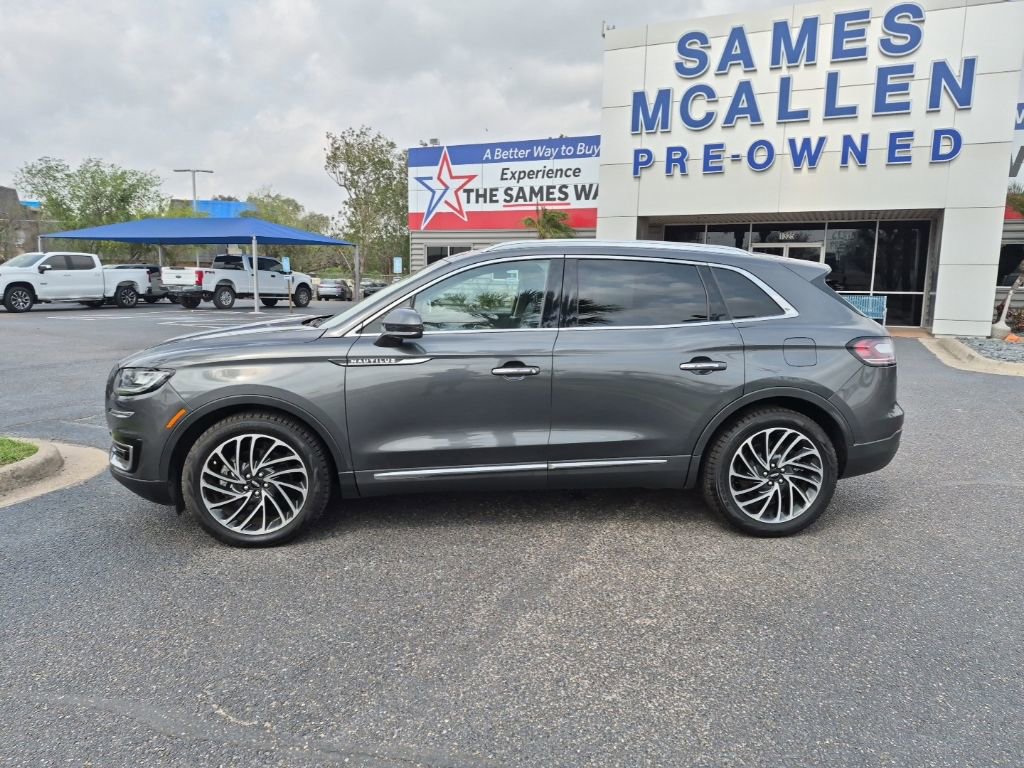 Used 2020 Lincoln Nautilus Reserve w/ Cargo Utility Package AWD/4WD image 2