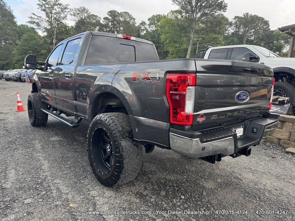 Used 2017 Ford F250 Lariat w/ Lariat Ultimate Package AWD/4WD image 11