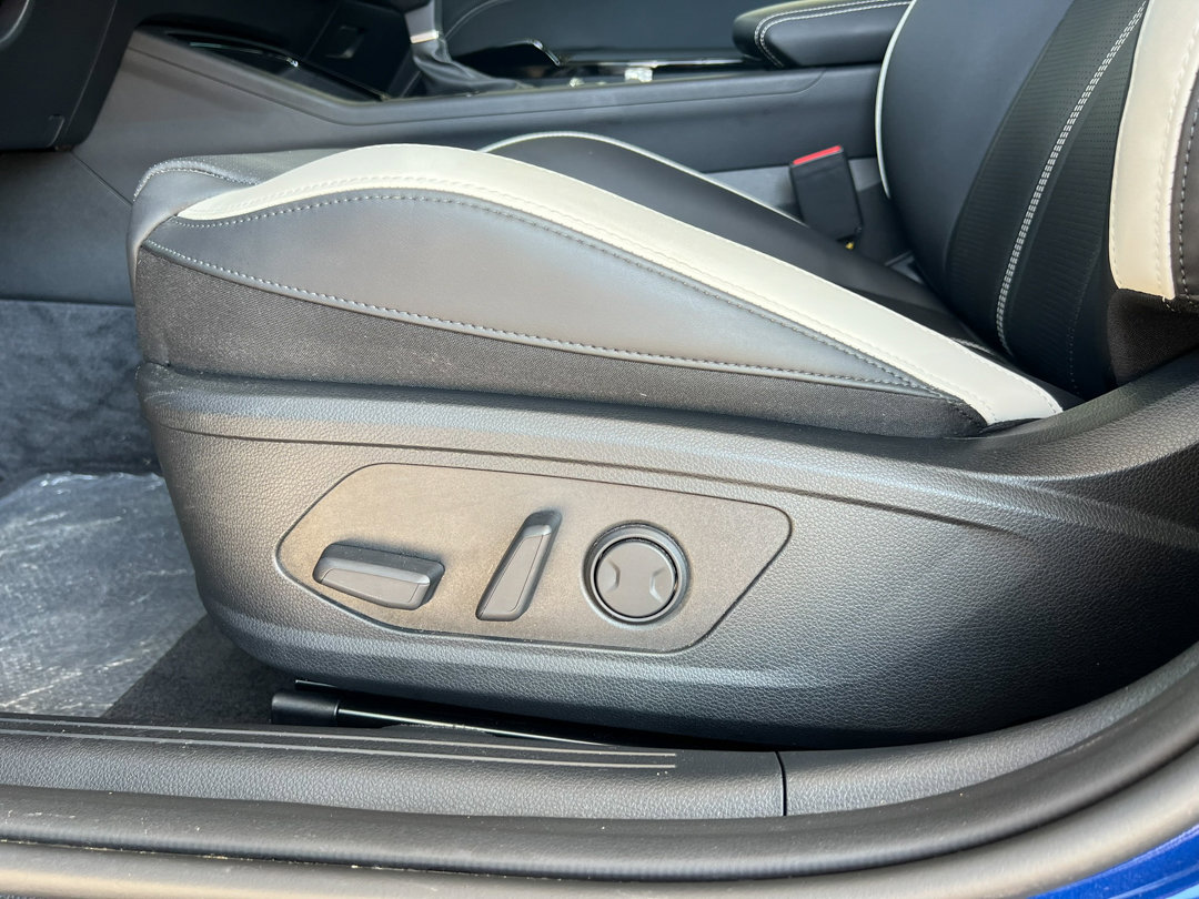 Used 2025 Kia K5 GT-Line image 12