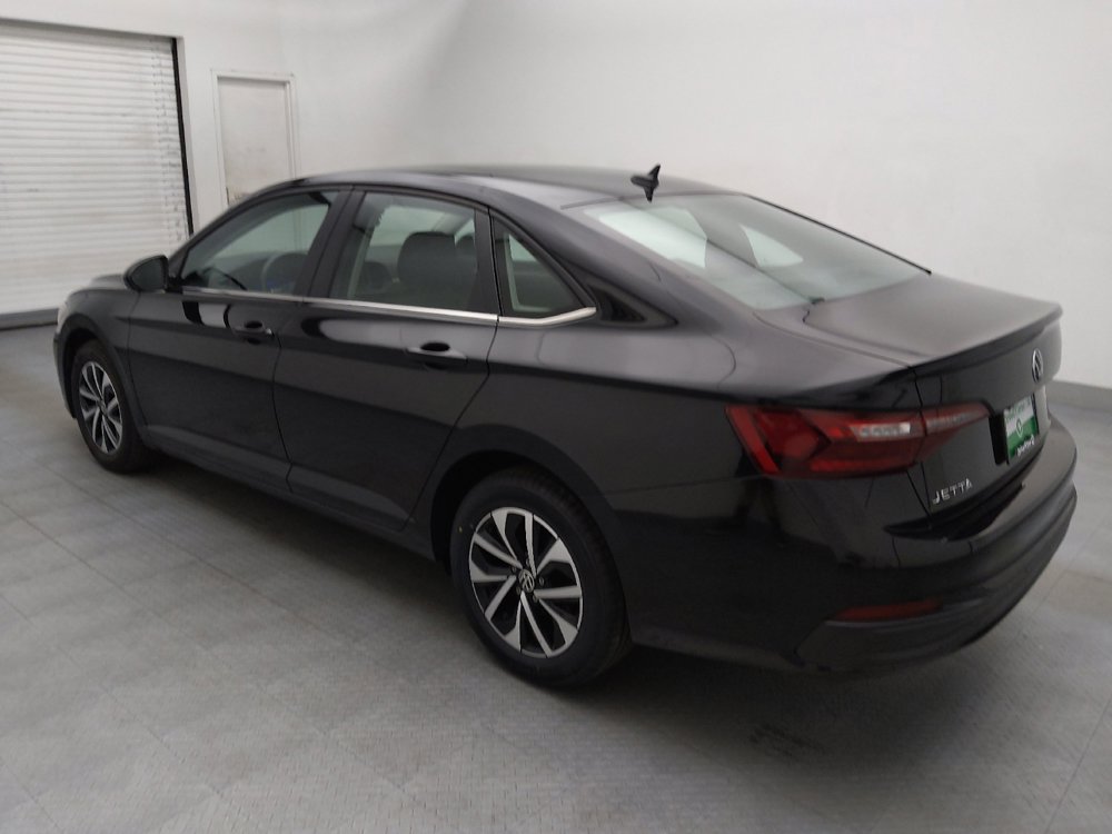 Used 2024 Volkswagen Jetta S image 3