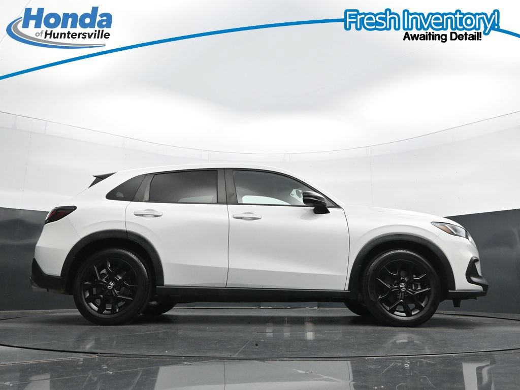 Used 2024 Honda HR-V Sport image 33