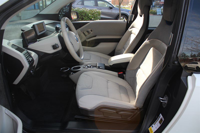 Used 2016 BMW i3 w/ Range Extender image 17