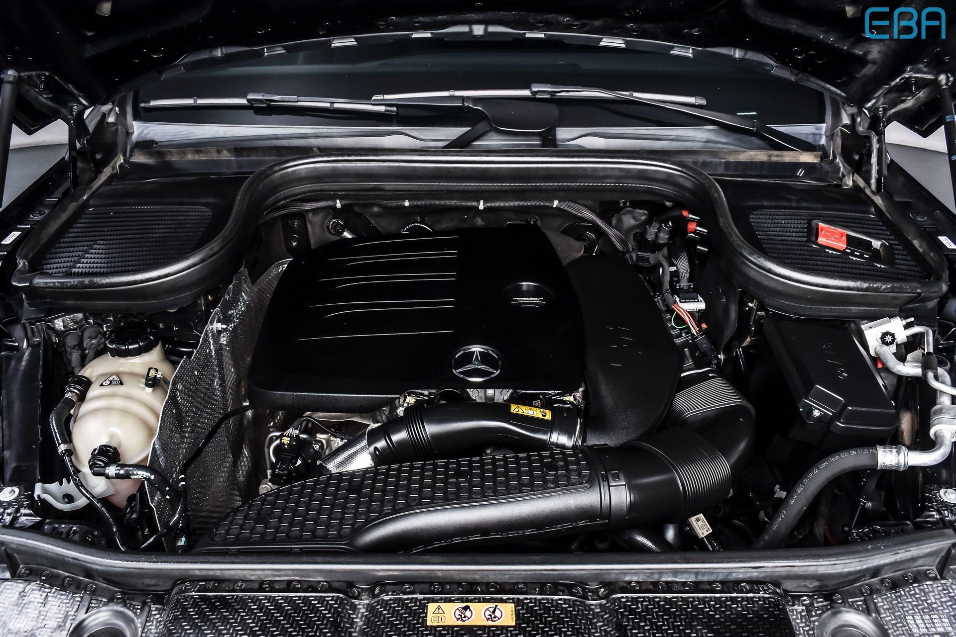 Used 2022 Mercedes-Benz GLE 350 4MATIC w/ Premium Package image 11