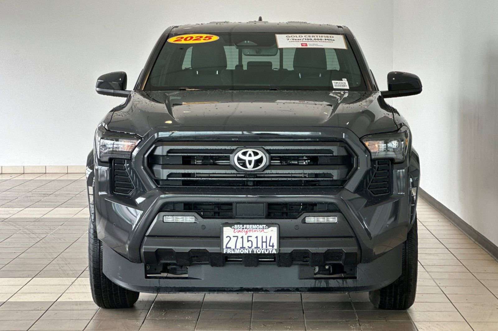 Certified 2025 Toyota Tacoma SR5 AWD/4WD image 9