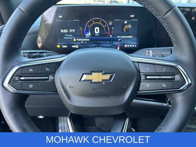 Used 2026 Chevrolet Equinox LT AWD/4WD image 11
