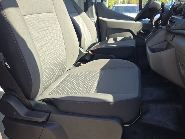 New 2027 Ford Transit 250 148 Medium Roof RWD image 4