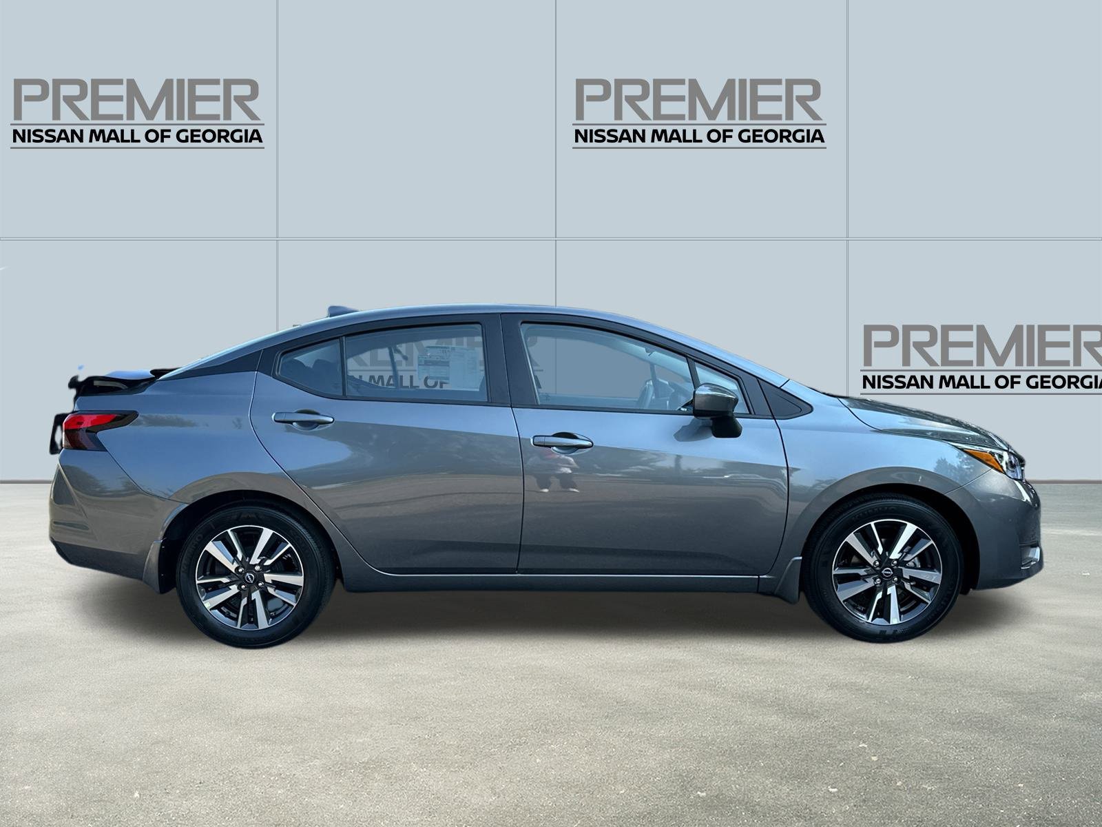 New 2025 Nissan Versa SV w/ Trunk Package image 4