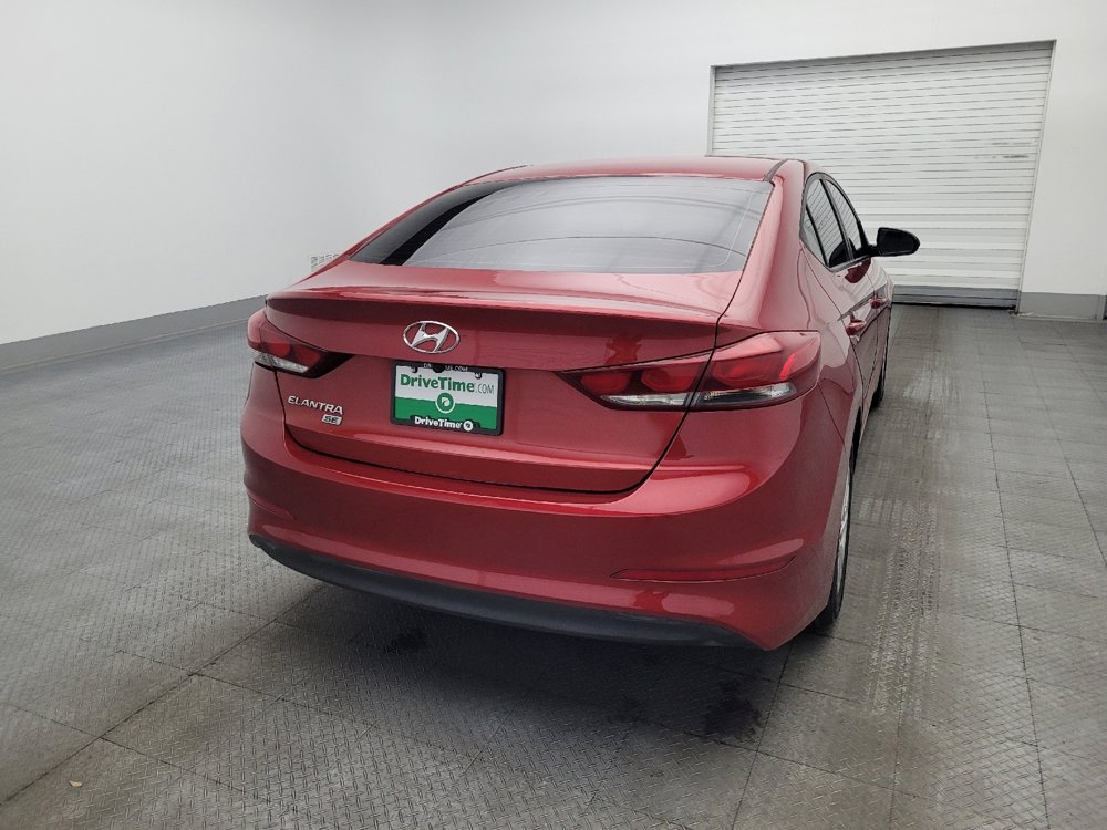 Used 2018 Hyundai Elantra SE w/ Cargo Package FWD image 7