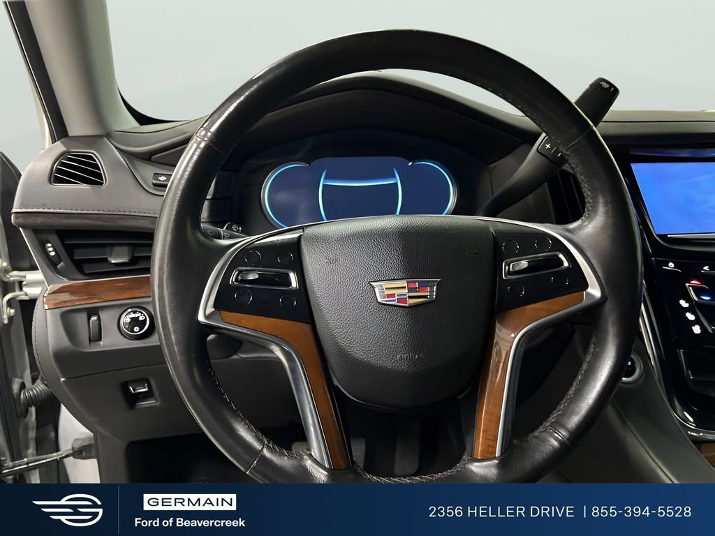 Used 2016 Cadillac Escalade Premium RWD image 13
