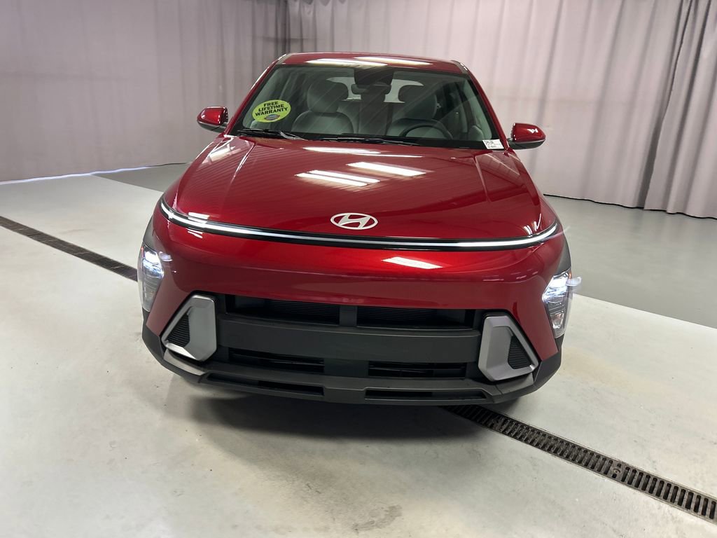 New 2026 Hyundai Kona SE image 2