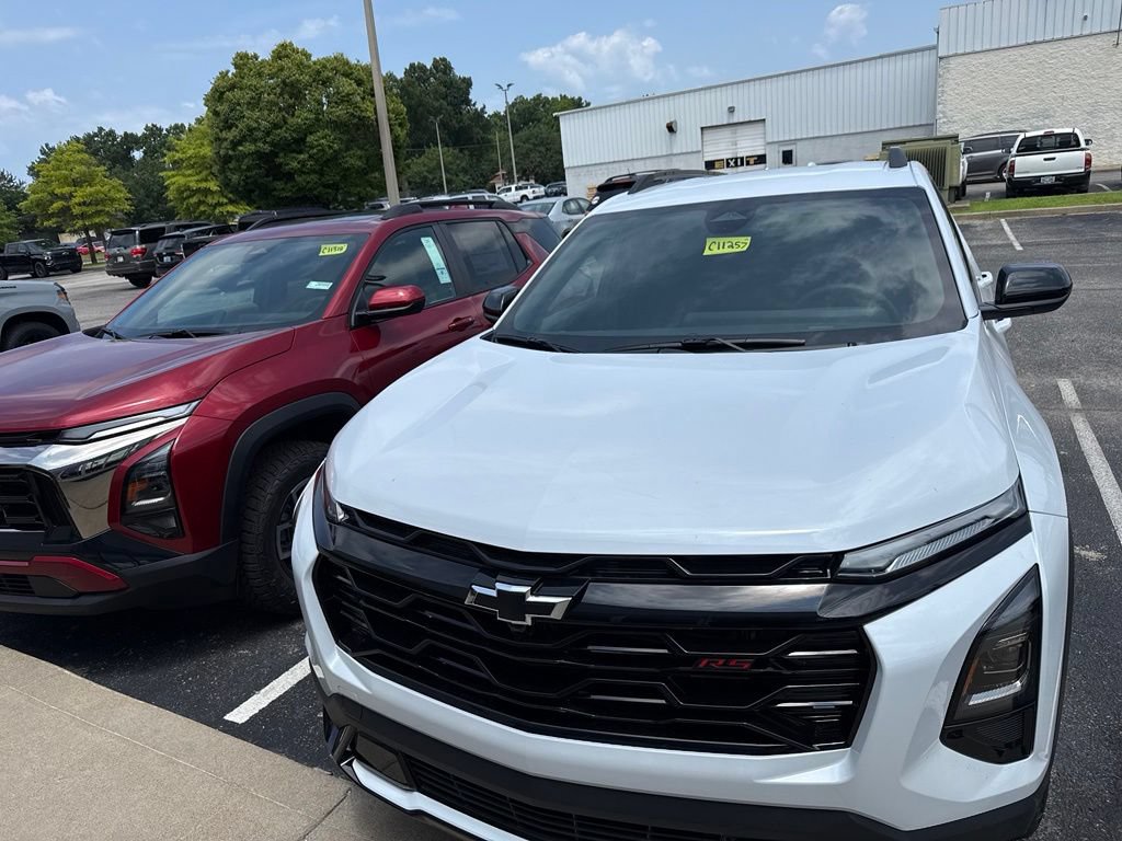 New 2027 Chevrolet Equinox RS FWD image 5