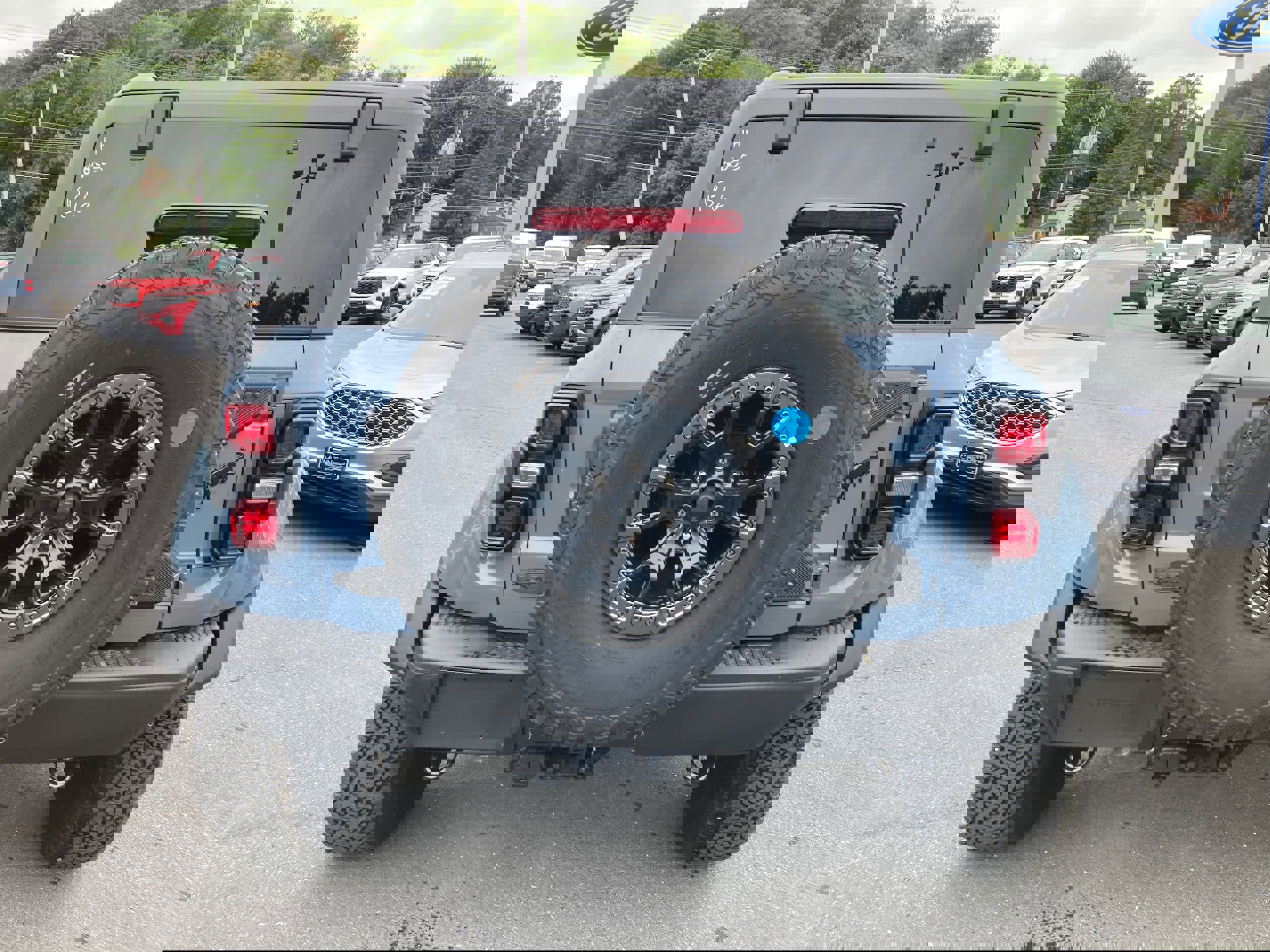 New 2025 Ford Bronco Raptor w/ Interior Carbon Fiber Pack image 12