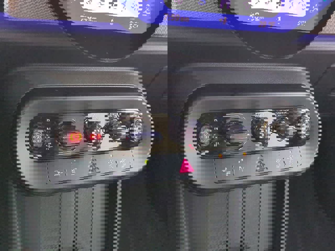 Used 2025 MINI Cooper S image 31