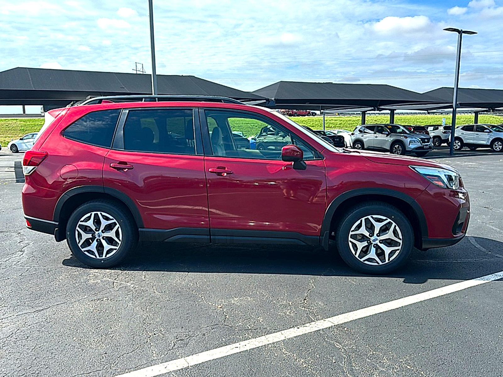 Used 2021 Subaru Forester Premium AWD/4WD image 9
