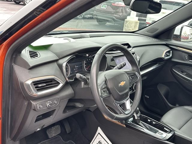 Certified 2023 Chevrolet TrailBlazer ACTIV w/ Sun and Liftgate Package FWD image 10