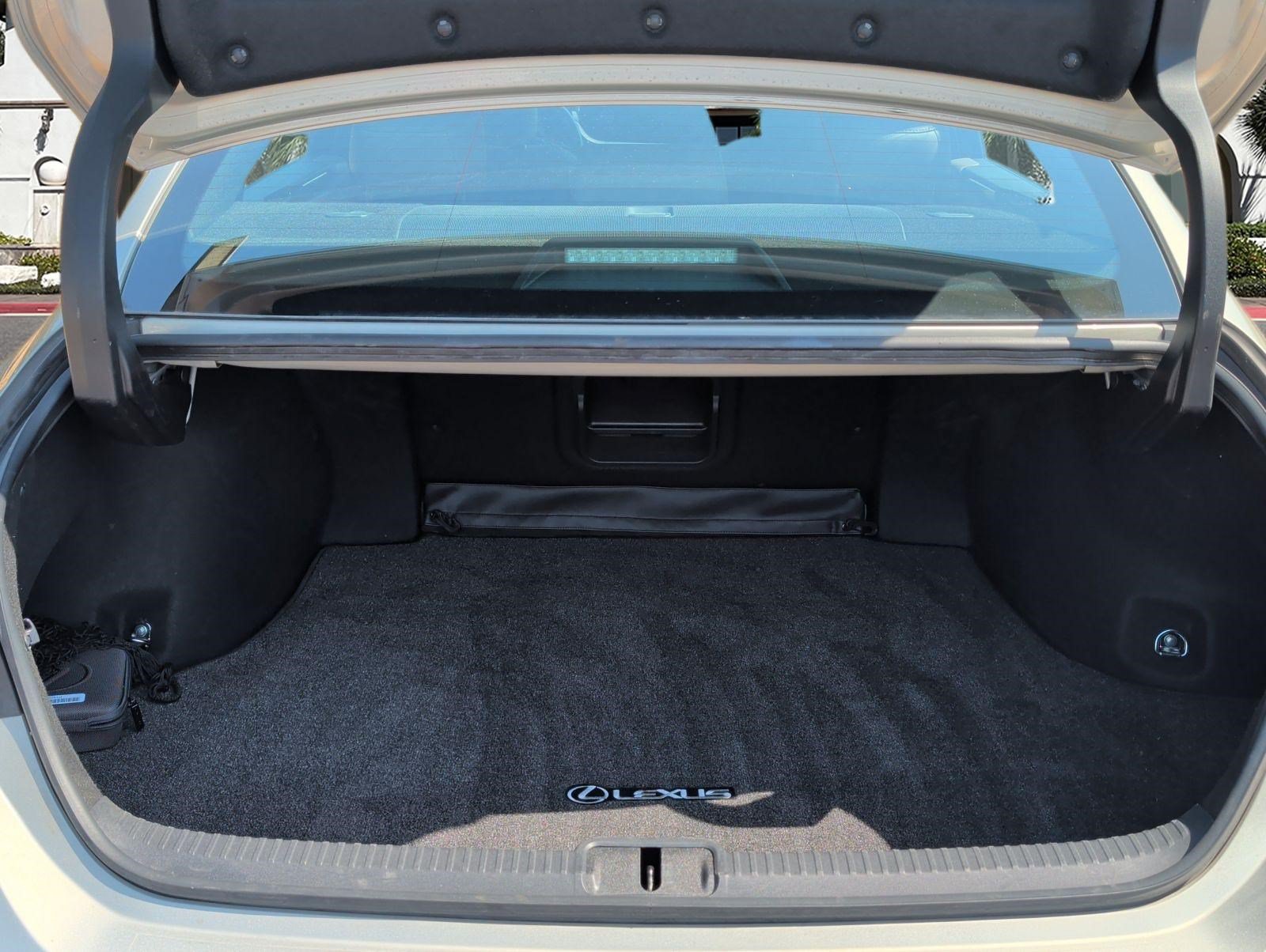 Certified 2022 Lexus ES 350 w/ Accessory Package 2 FWD image 28