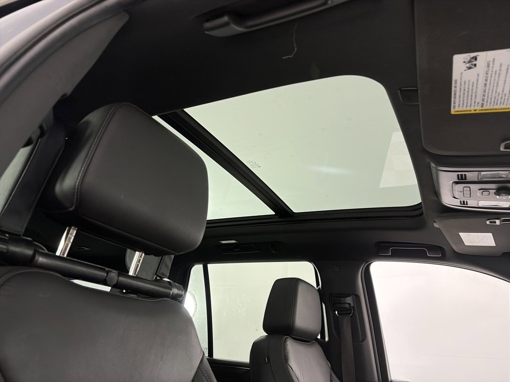 Used 2021 Chevrolet Tahoe Z71 image 34