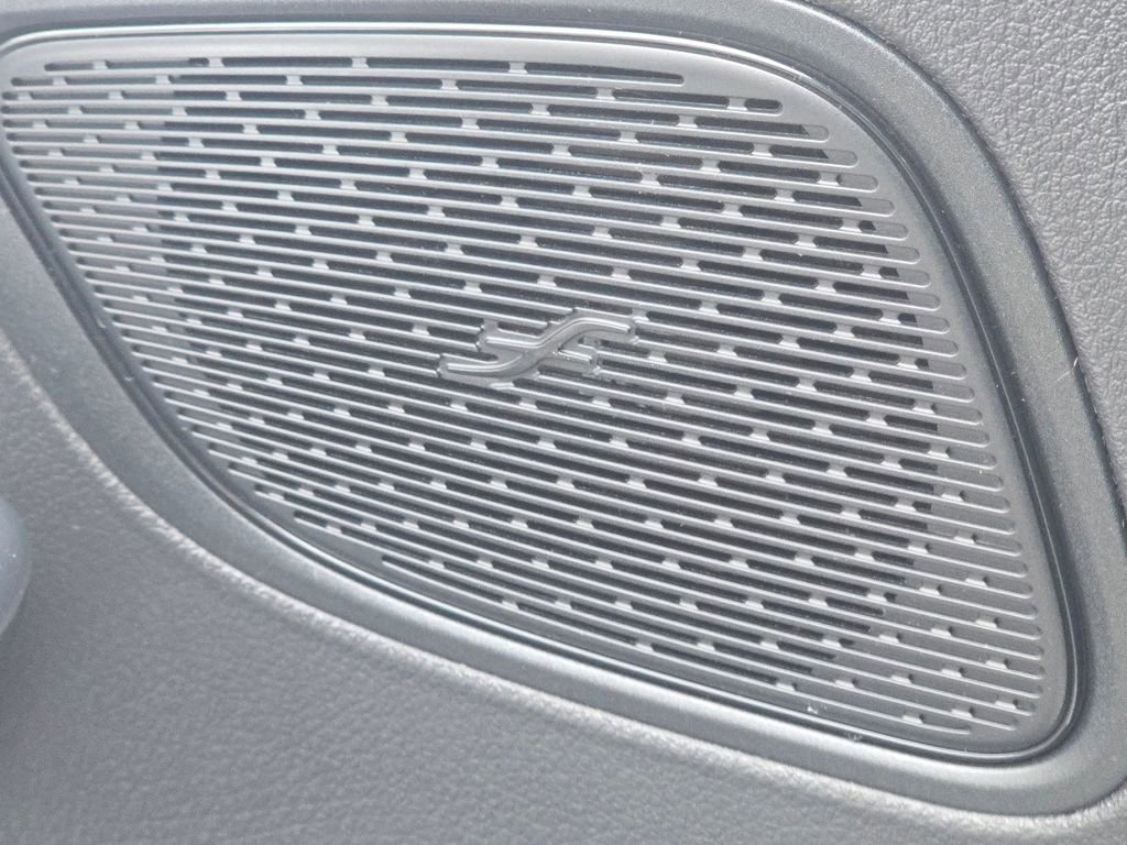 New 2026 Mercedes-Benz GLC 300 4MATIC image 25