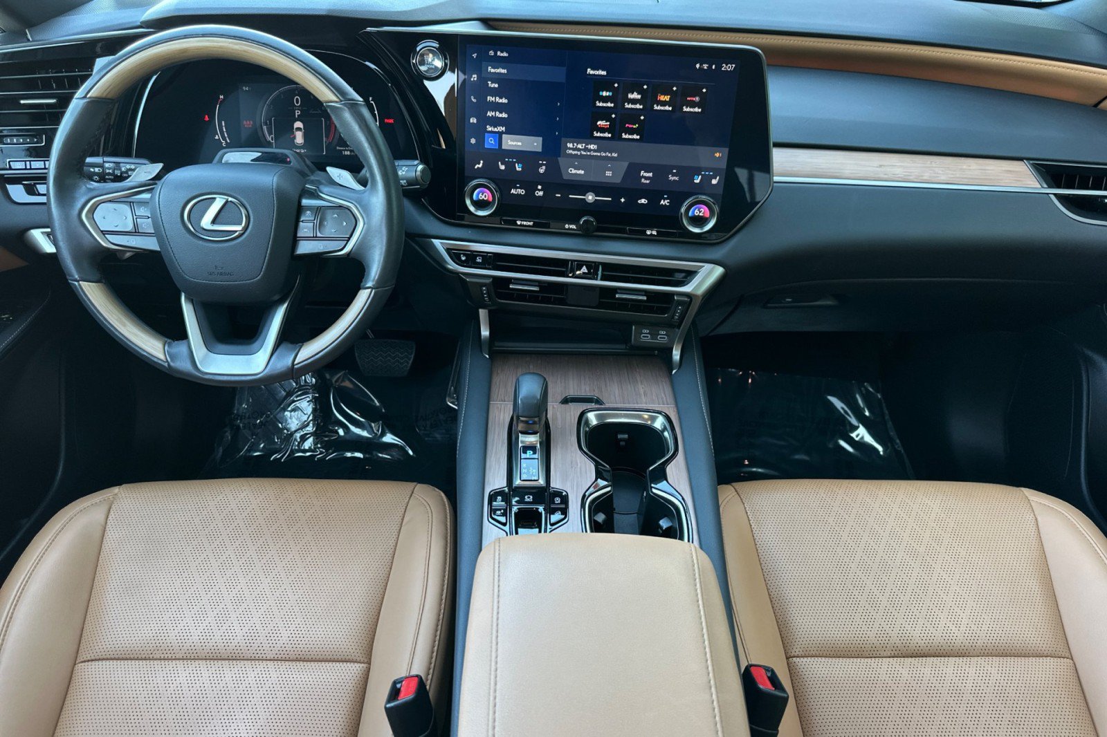 Used 2024 Lexus RX 350 Premium Plus w/ Convenience Package AWD/4WD image 6