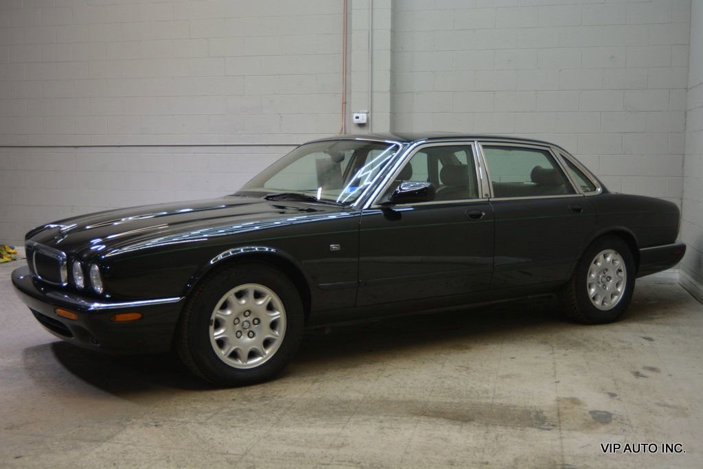 Used 2000 Jaguar XJ8 image 28