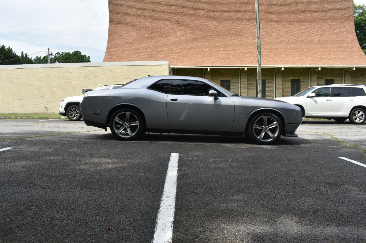 Used 2015 Dodge Challenger R/T w/ Quick Order Package 22B R/T RWD image 8