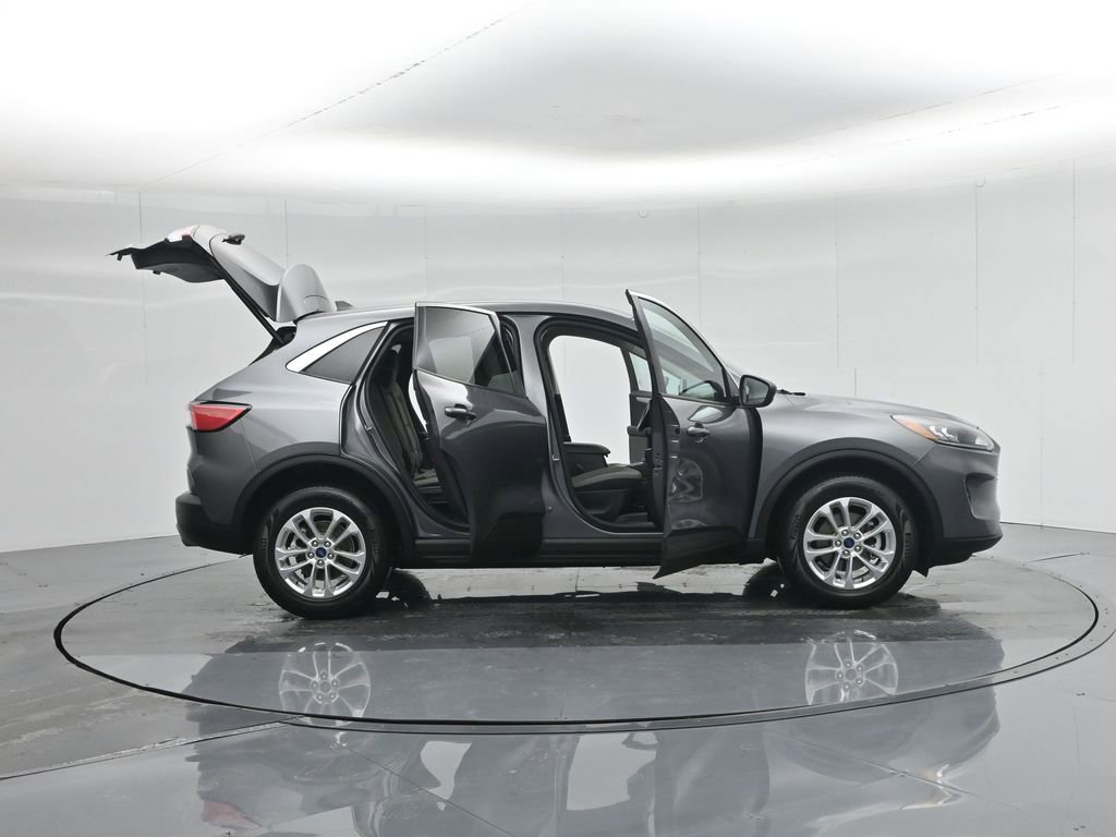 Certified 2022 Ford Escape SE w/ Convenience Package image 5