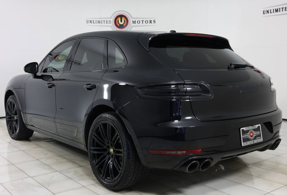 Used 2017 Porsche Macan GTS AWD/4WD image 4