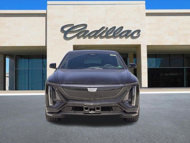 New 2026 Cadillac Lyriq V w/ LPO, Floor Liner Package AWD/4WD image 31