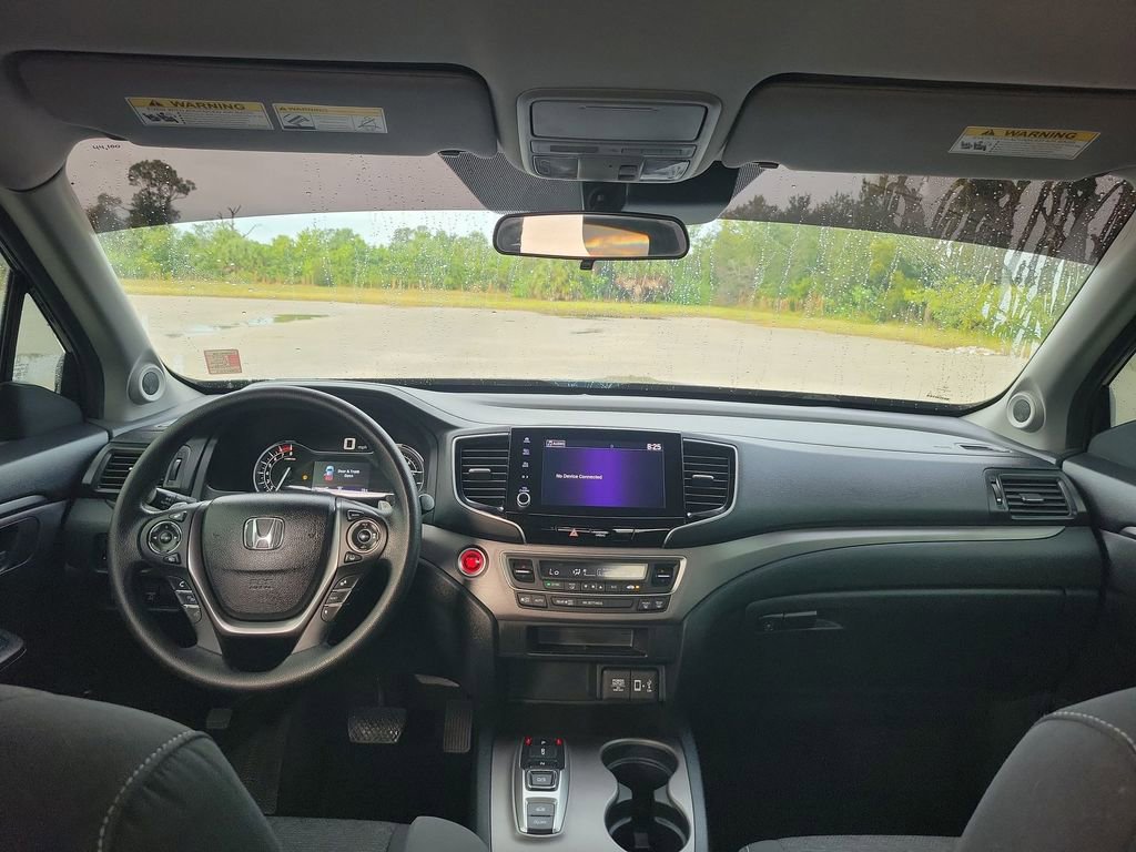 Used 2023 Honda Ridgeline Sport image 10