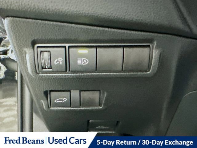 Used 2025 Toyota Corolla Cross XLE w/ Convenience Package AWD/4WD image 11