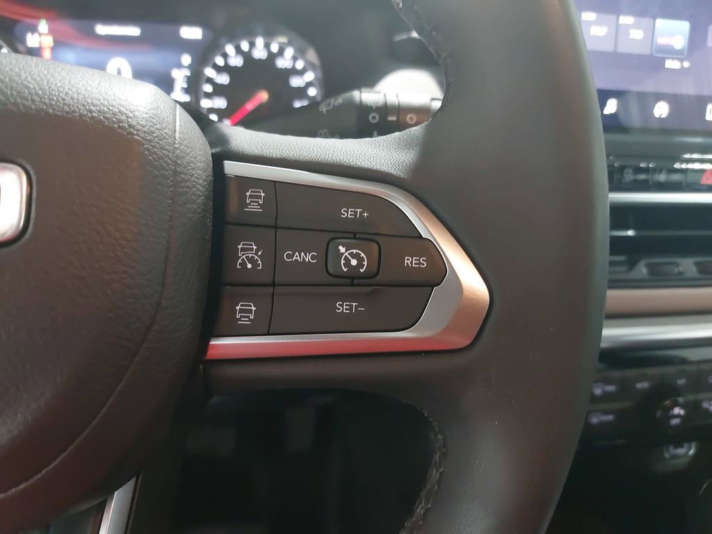 Used 2023 Jeep Compass Limited w/ Elite Group image 17