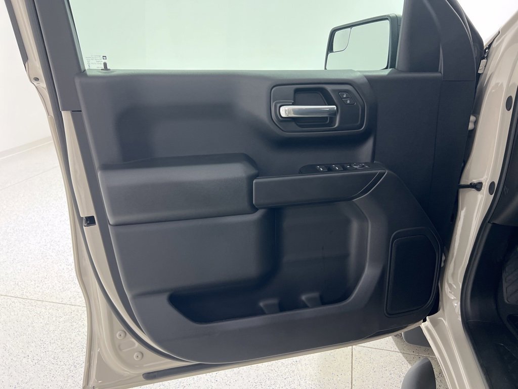 New 2026 Chevrolet Silverado 1500 Custom w/ Turbomax Blackout Package image 19