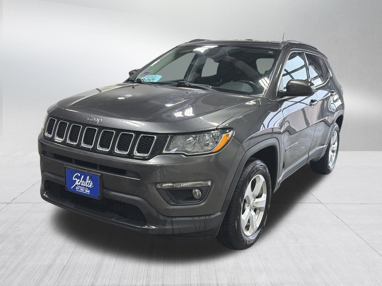 Used 2017 Jeep Compass Latitude w/ Popular Equipment Group image 3