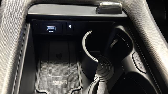 Used 2024 Hyundai Palisade Calligraphy image 38